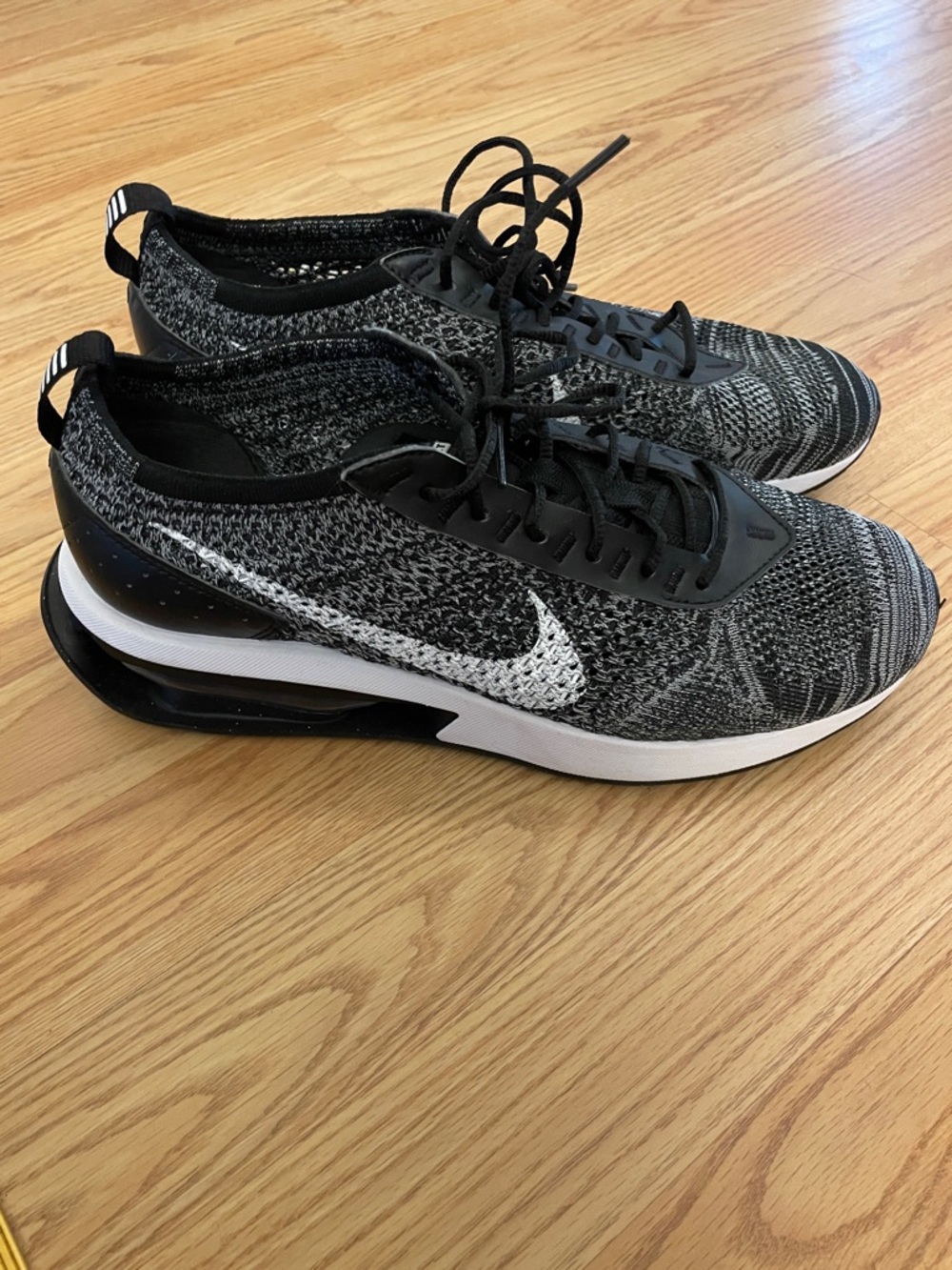 Nike Air Max Flyknit Racer Women's Shoes, Black/White, Size 9.5